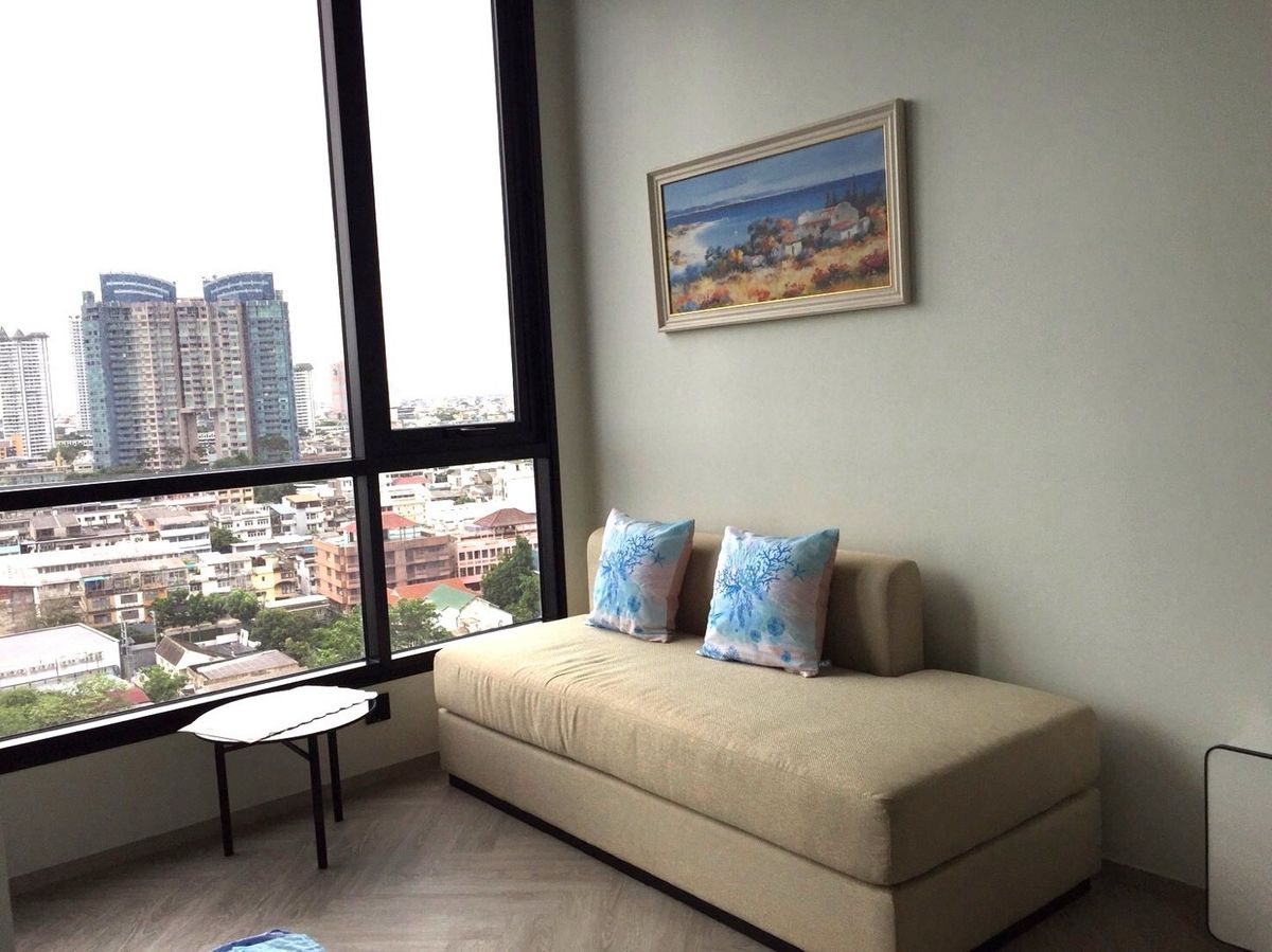 Riverside Condo with City View - Fully Furnished