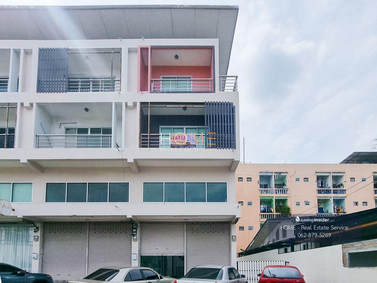 Commercial Building Town in Town - 3-Story House