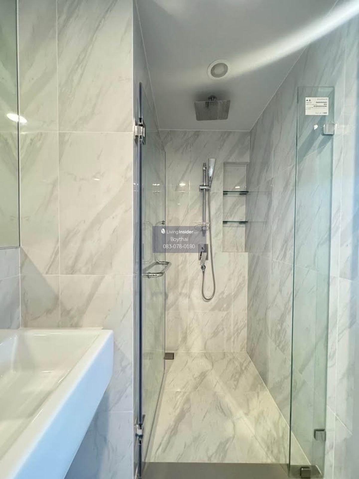 Ideo Mobi Sukhumvit 40 - Compact 1-Bedroom City Apartment