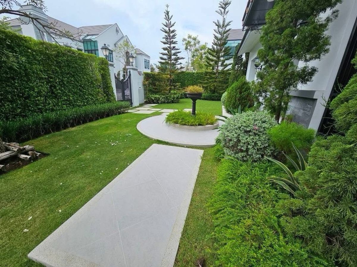 Luxury 2-Storey Villa in Nantawan Krungthep Kreetha - Spacious Family Home