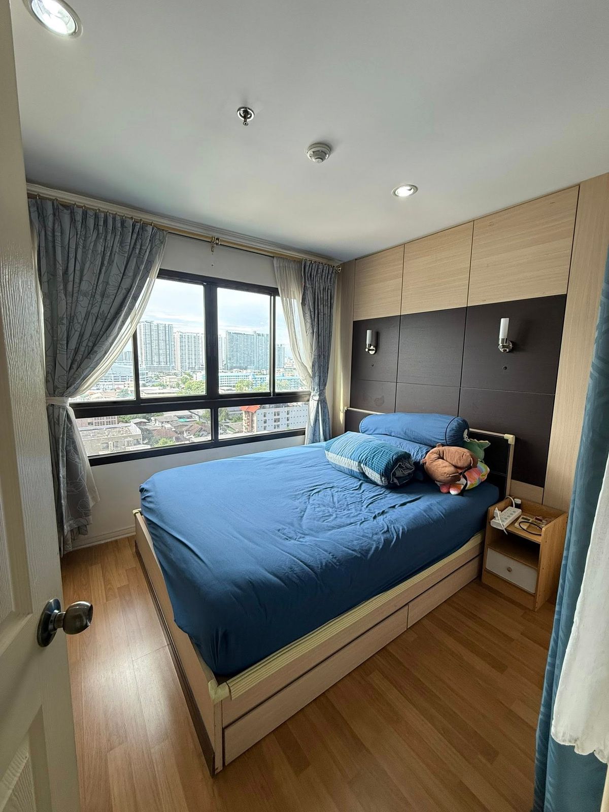 35 sqm 1-Bedroom Apartment with Furniture and Appliances