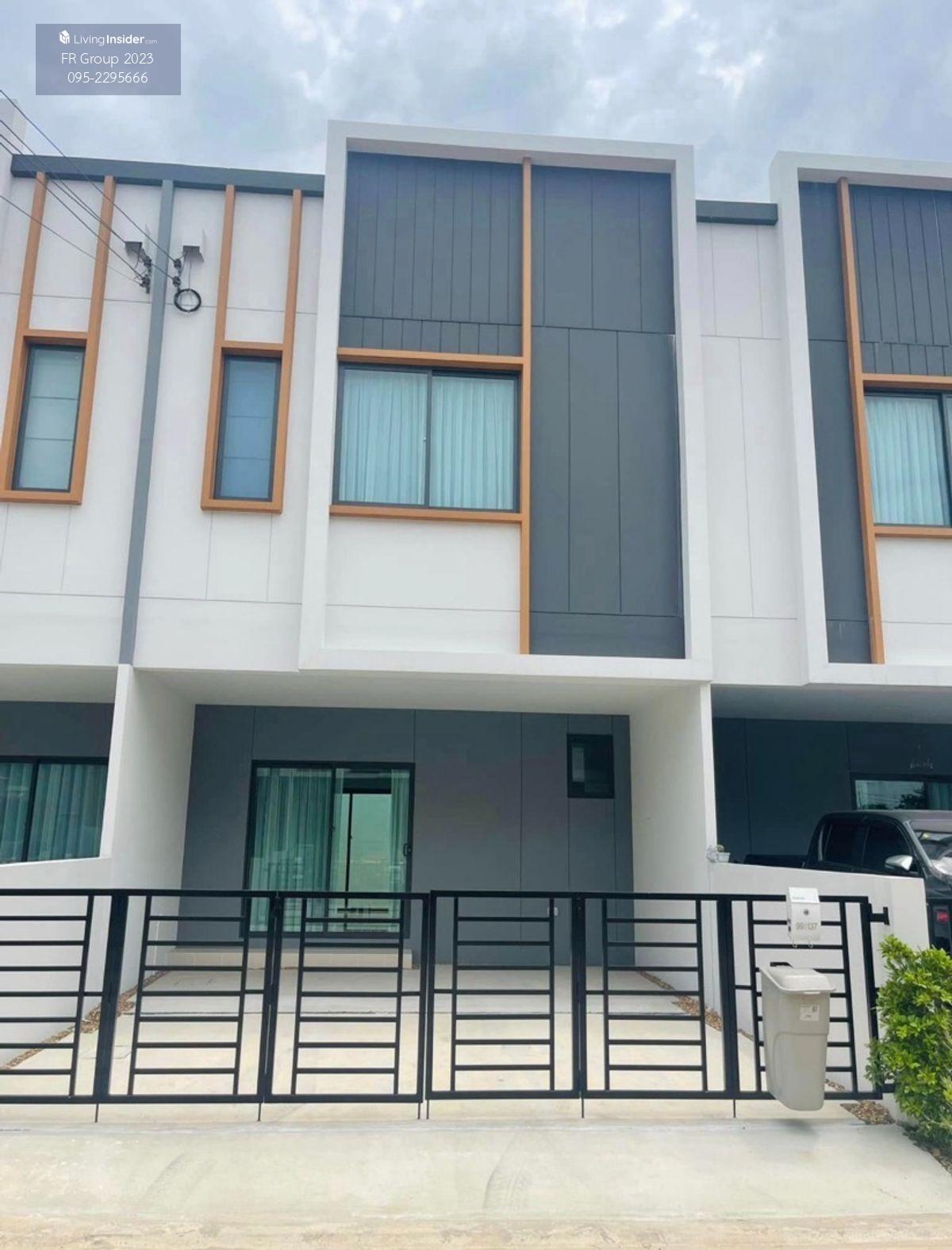 Townhome for Rent in Anneir Bangna Project - Near Suvarnabhumi Airport