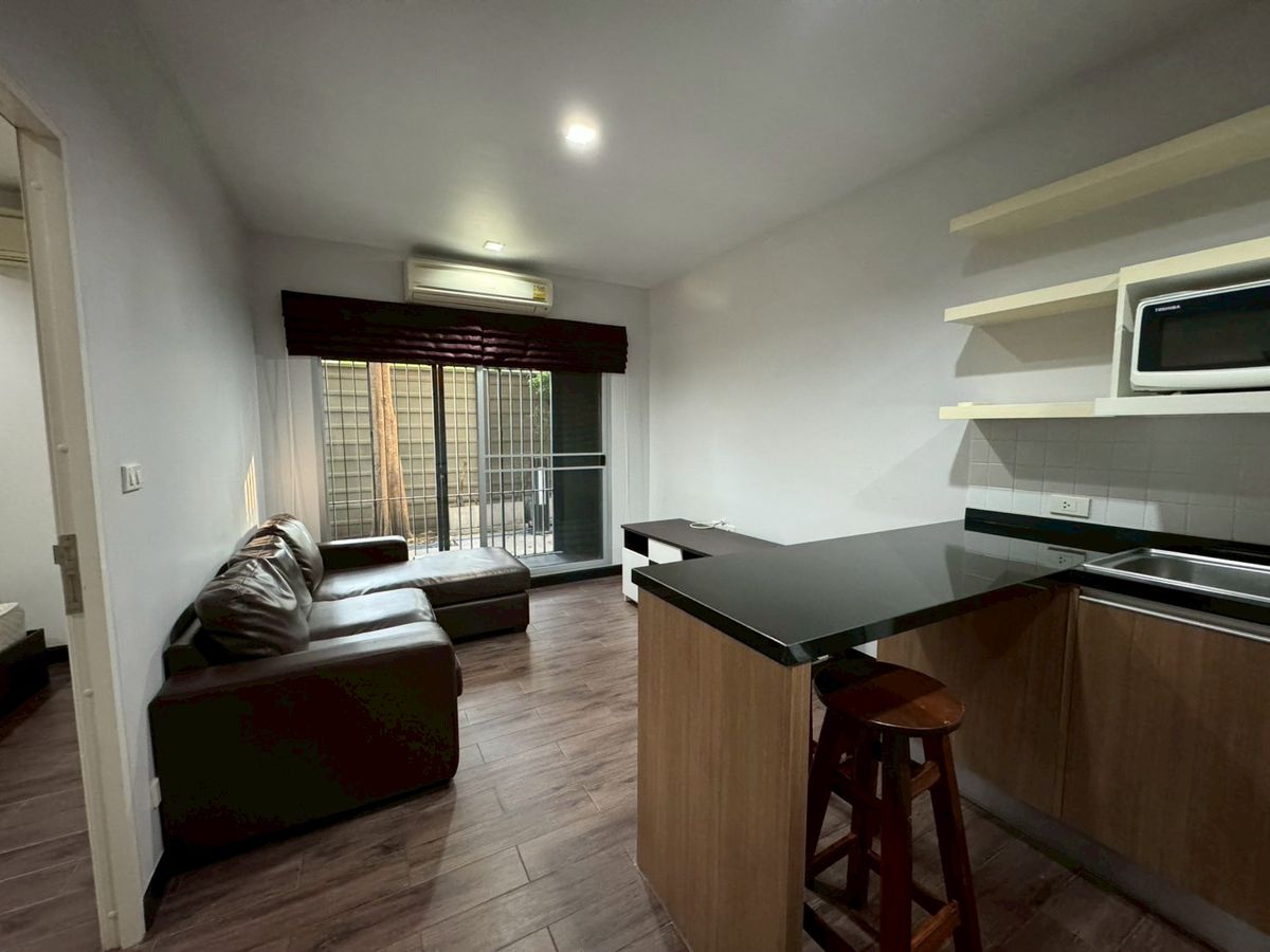 1 Bedroom Condo near BTS Phrom Phong - Fully Furnished
