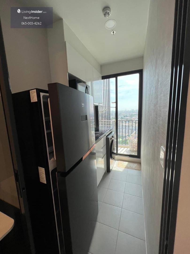 Chiwathai Kaset Nawamin - Fully Furnished Studio Near BTS