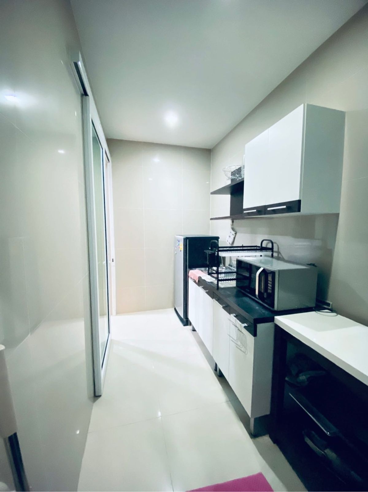 Happy Condo Ladprao 101 - Повністю мебльована студія