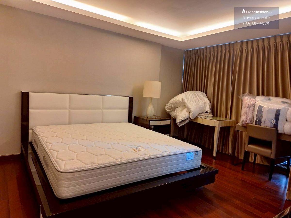 The Address Sukhumvit 61 - 1 Bedroom Near BTS Ekkamai