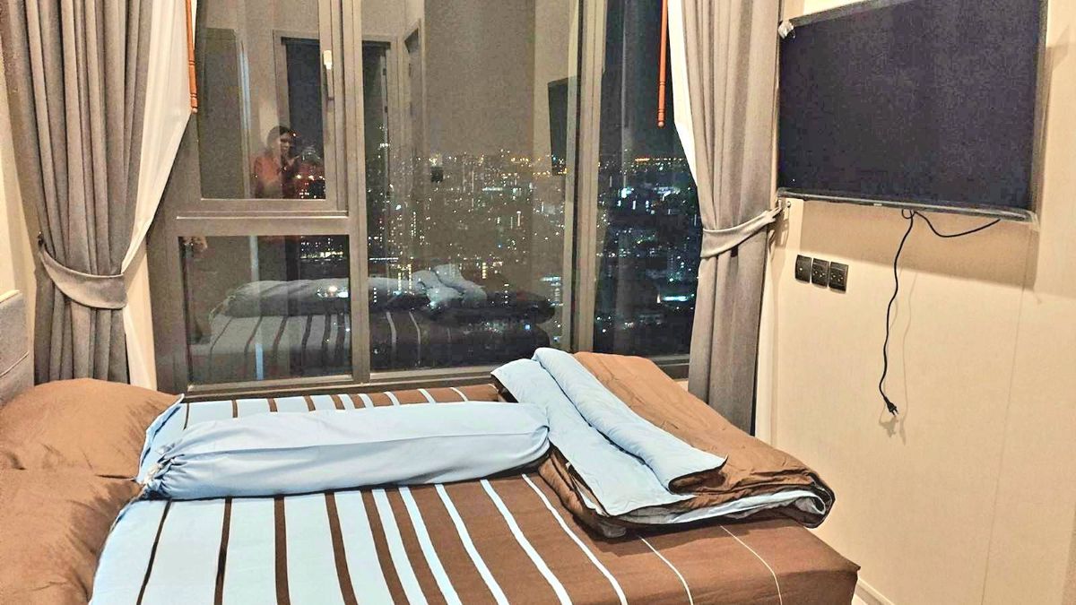 1 Bedroom Apartment near BTS Punnawithi, Fully Furnished