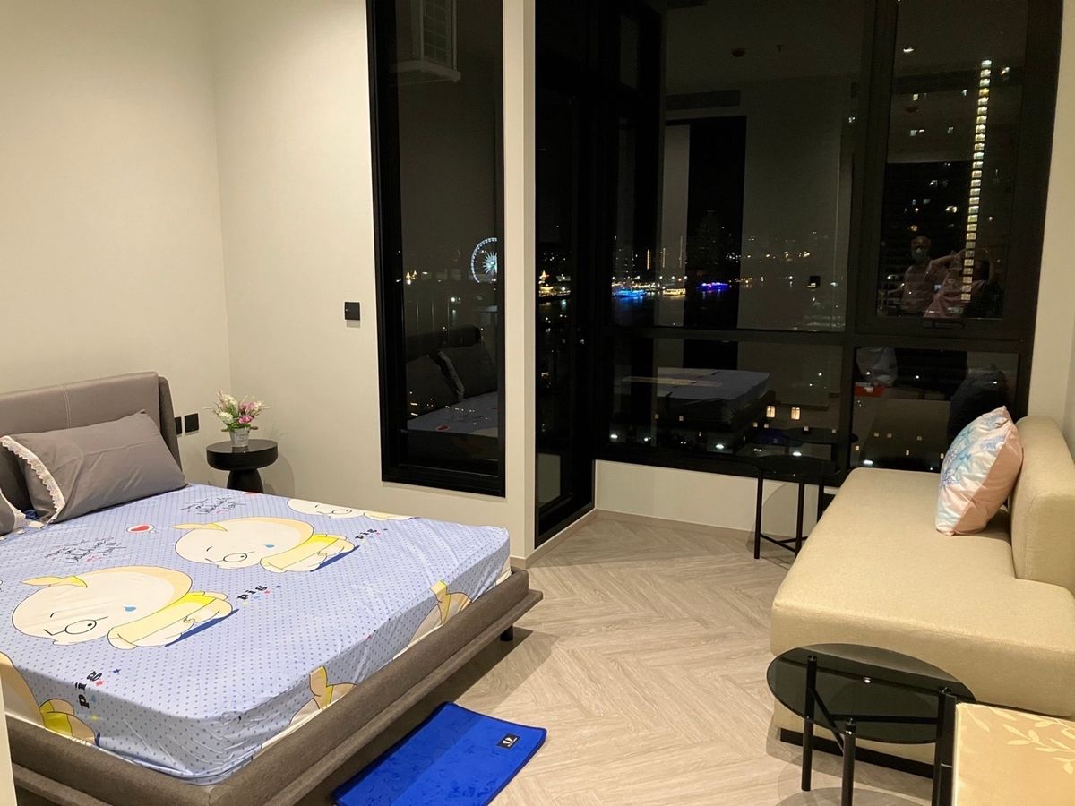 Riverside Condo with City View - Fully Furnished