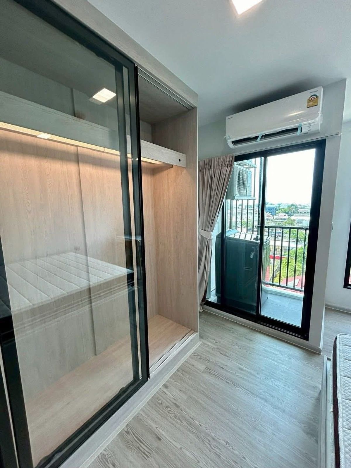 Fully Furnished Condo with Modern Amenities near Kaset Area
