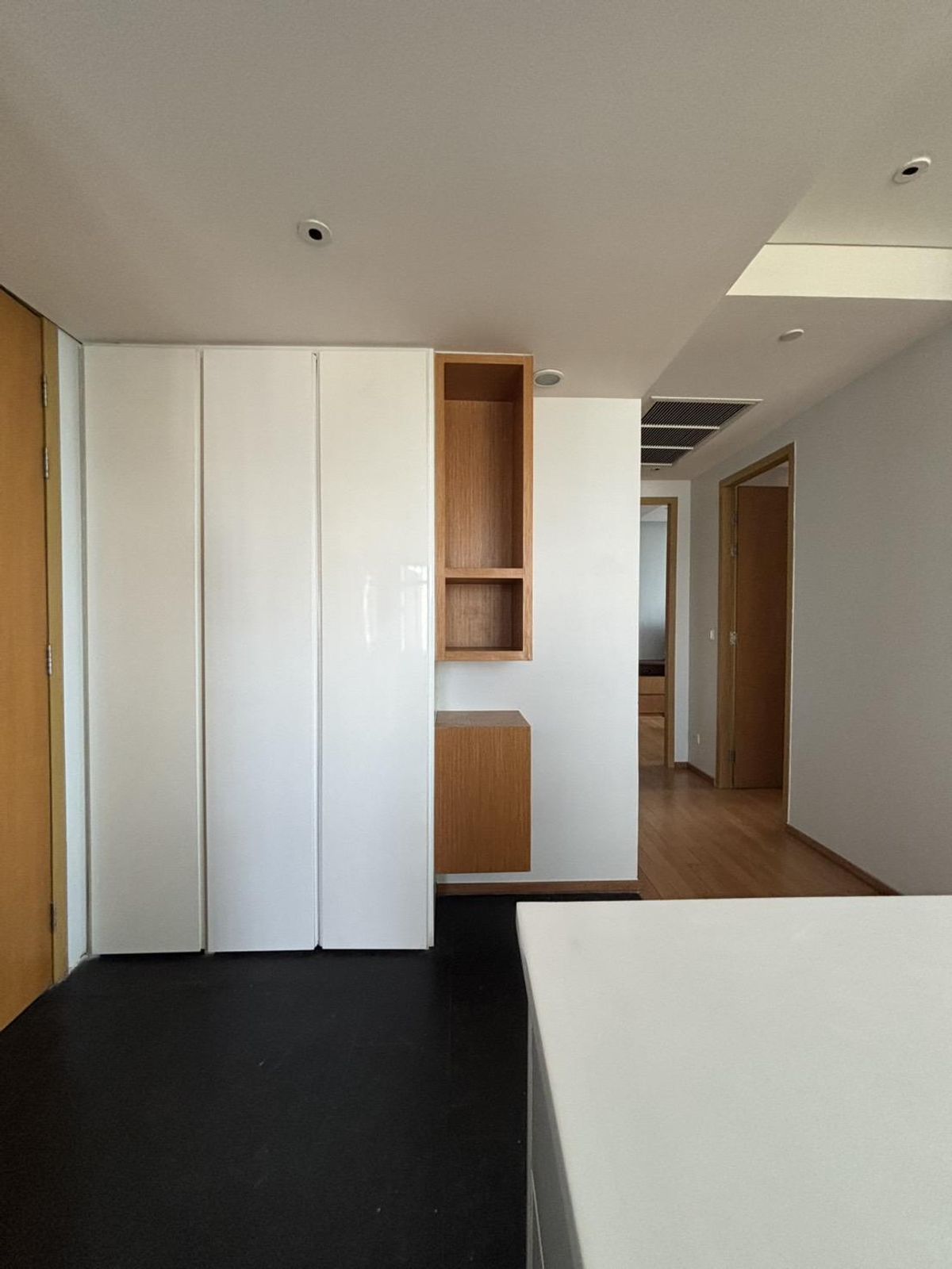 AEQUA Condo near Thonglor BTS - Spacious 2-Bedroom Apartment
