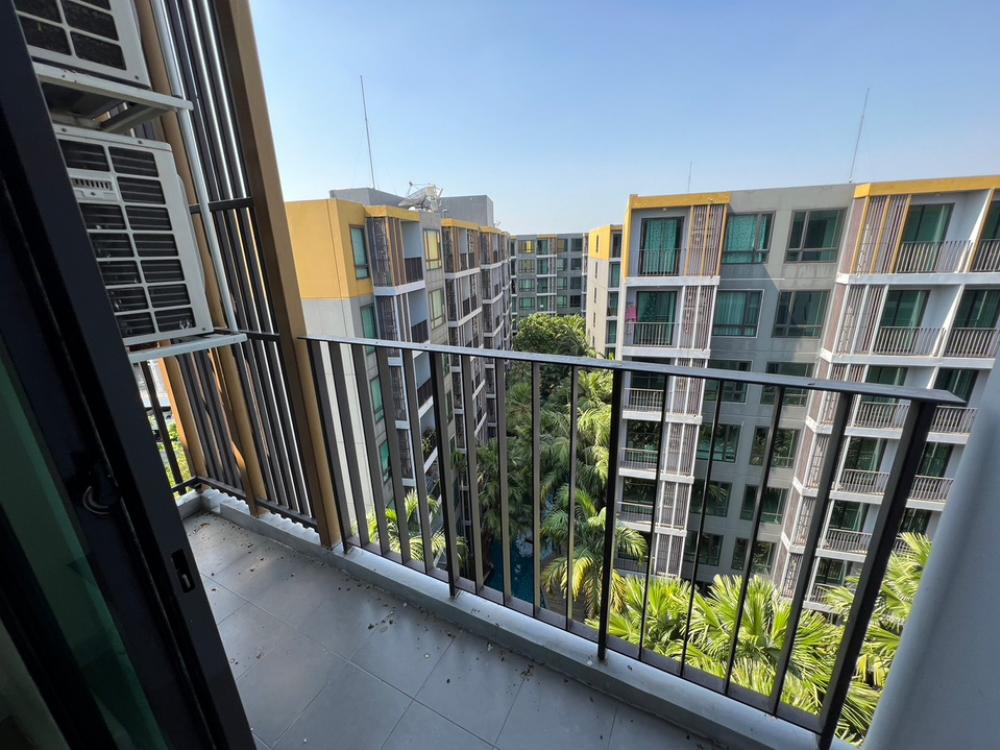 Metro Luxe Riverfront Rattanathibet - Кондоминиум на берегу реки с современными удобствами
