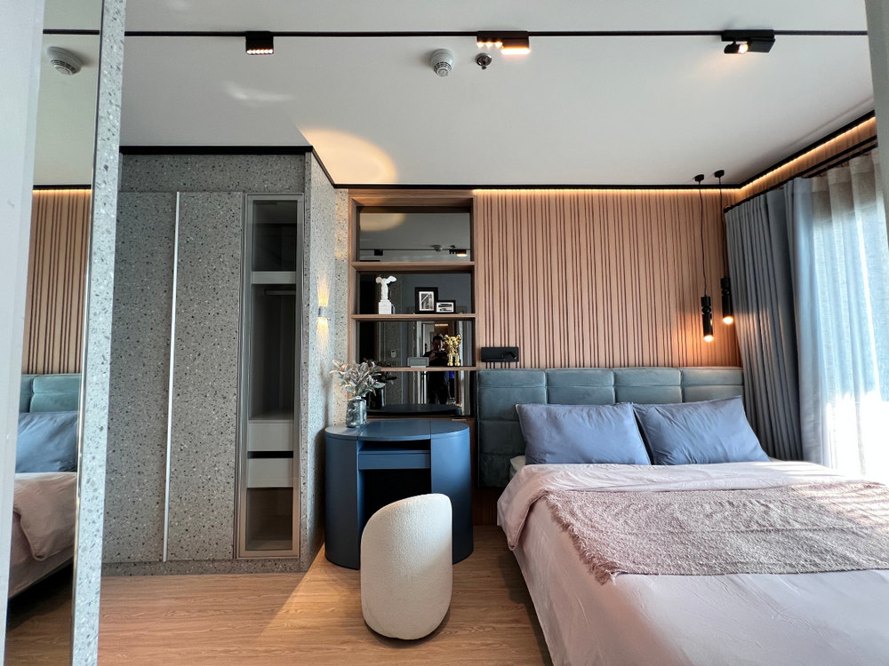 2-Story Duplex Condo at The Symphony Bangpra Sriracha with Sea View