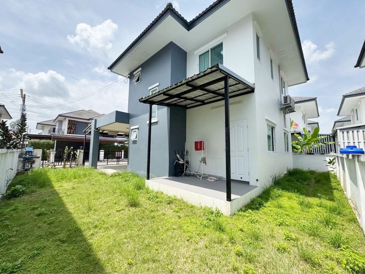 2-Story Villa near German Christian School in Chiang Mai