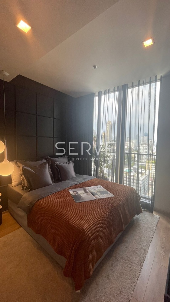Luxury 2-Bedroom Condo near BTS Phrom Phong