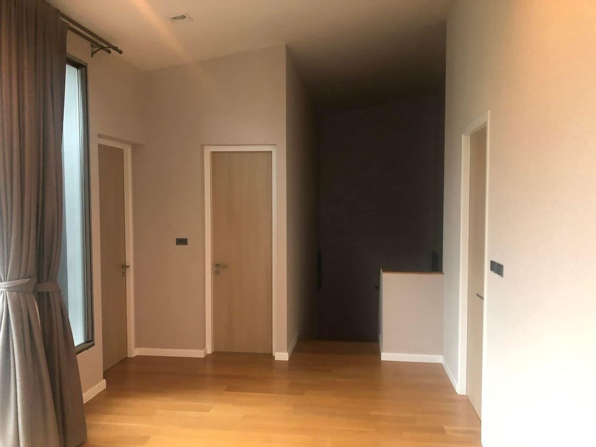 Private Nirvana North Townhouse near Ram Inthra Express