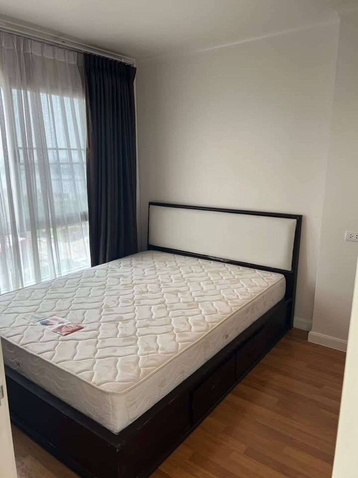 Lumpiny Riverside Rama3 - Spacious 1-Bedroom Apartment