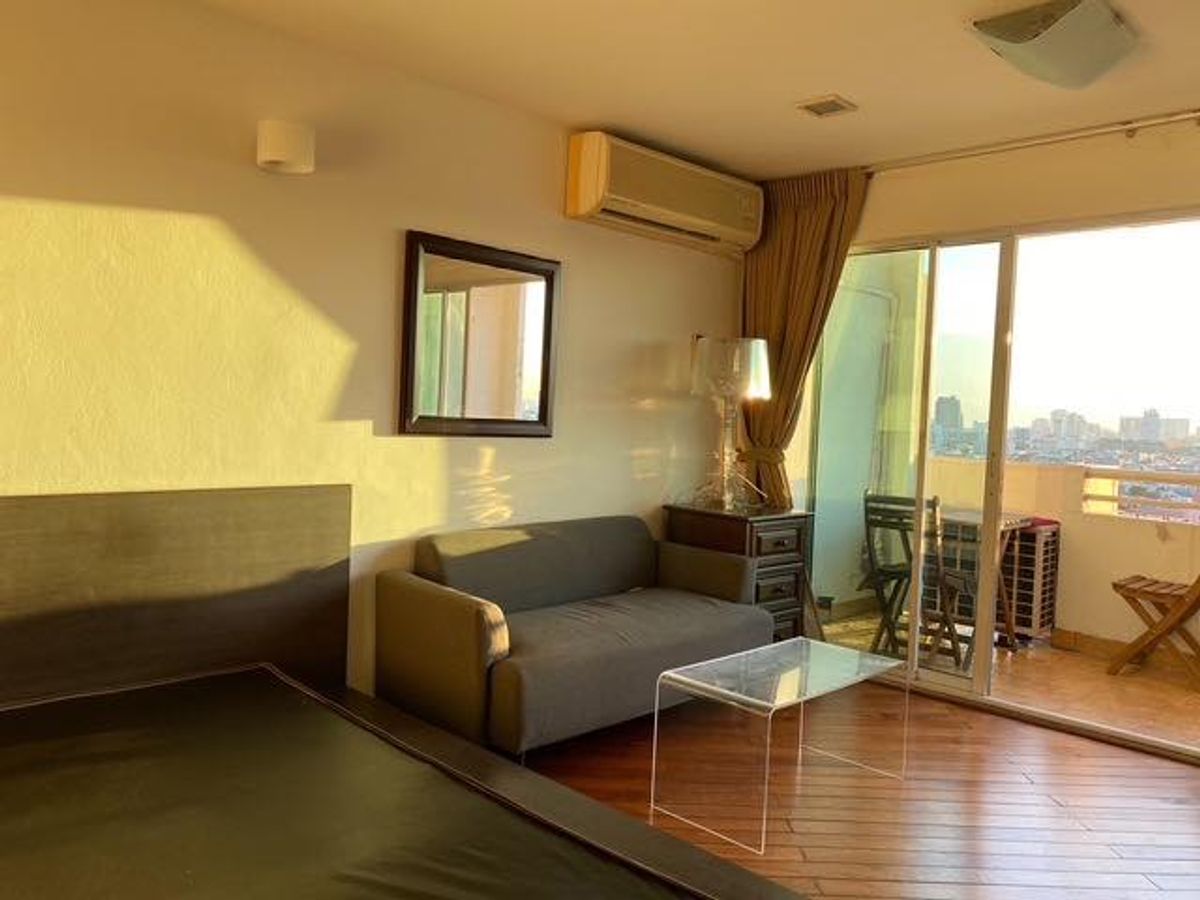 Studio Condo at Srivara Mansion 2 - Near MRT Cultural Center