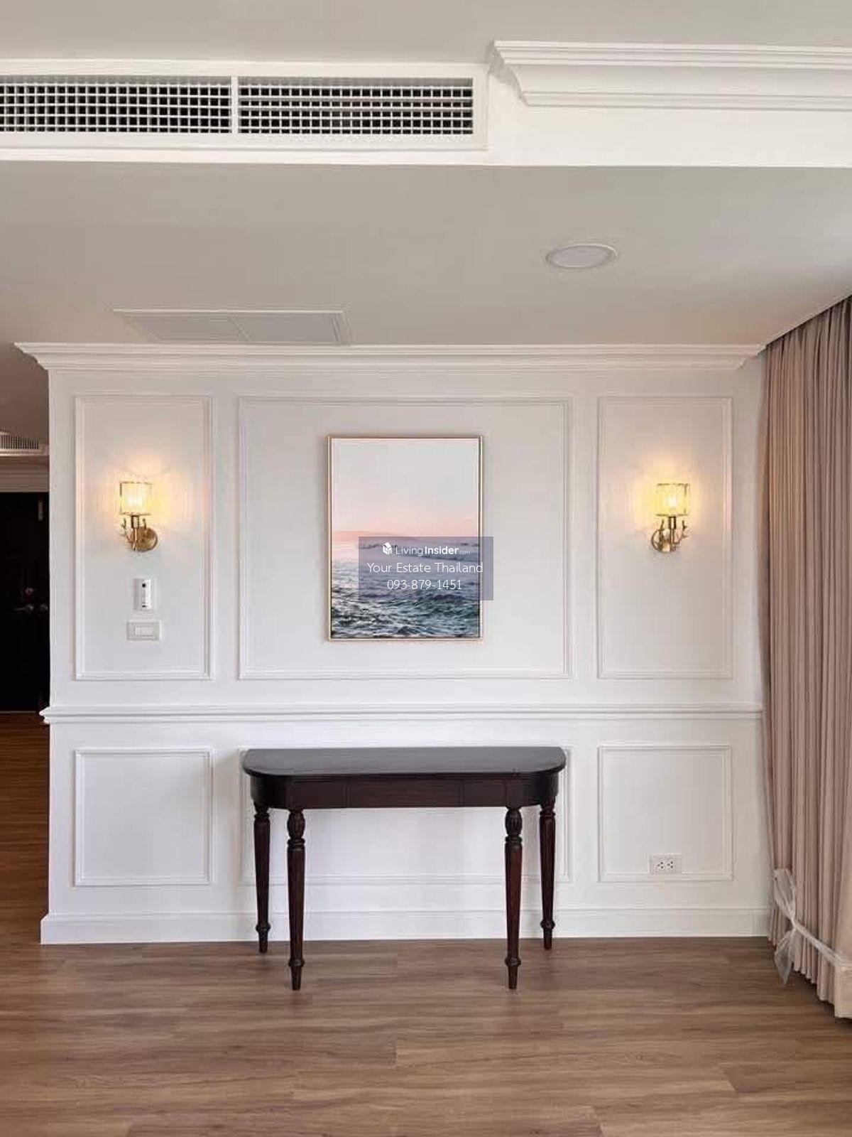 2 Bedroom Apartment with Benchakitti Park View