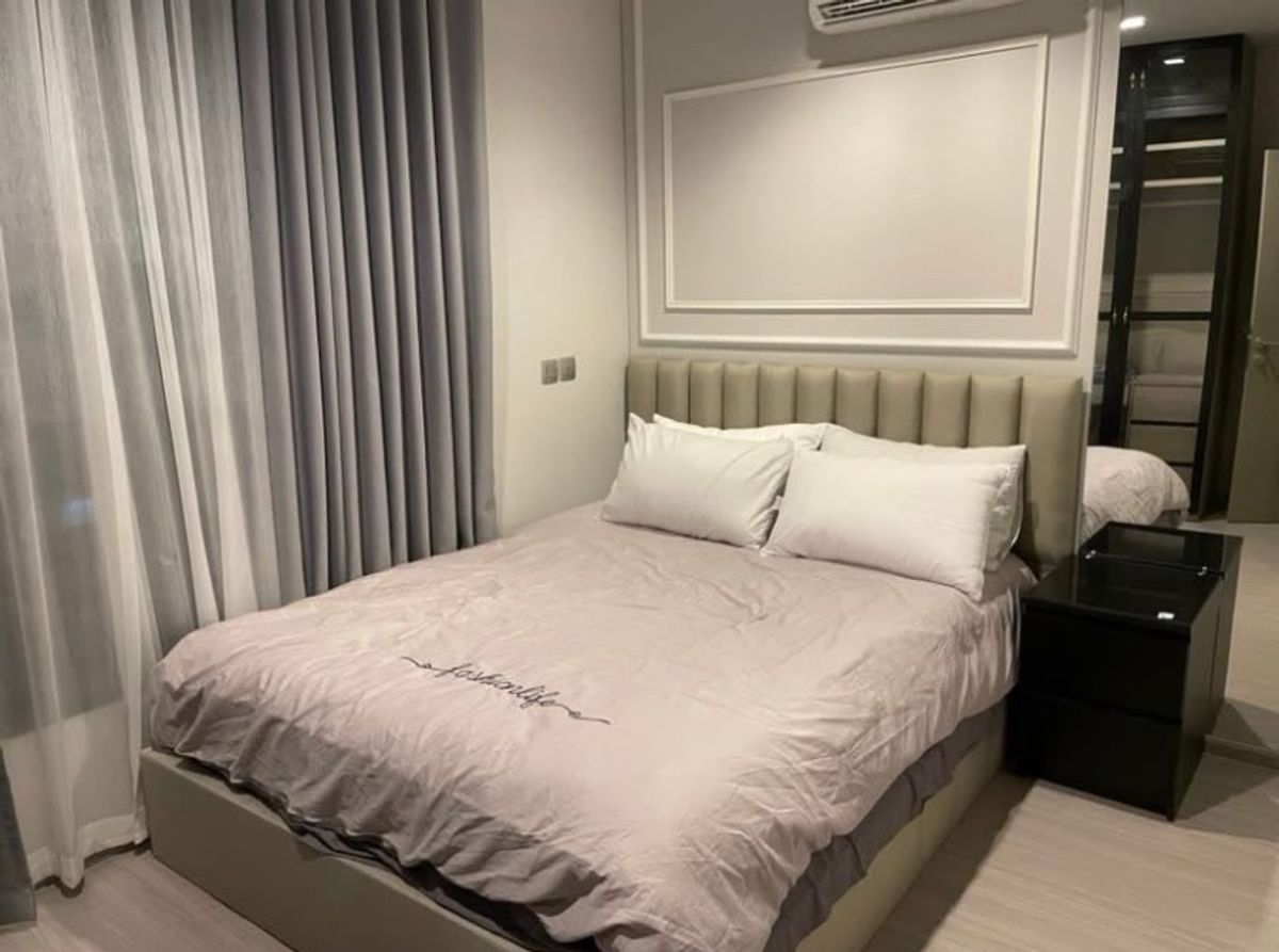 Life Asoke Project-Rama 9 Роскошна 2-кімнатна квартира