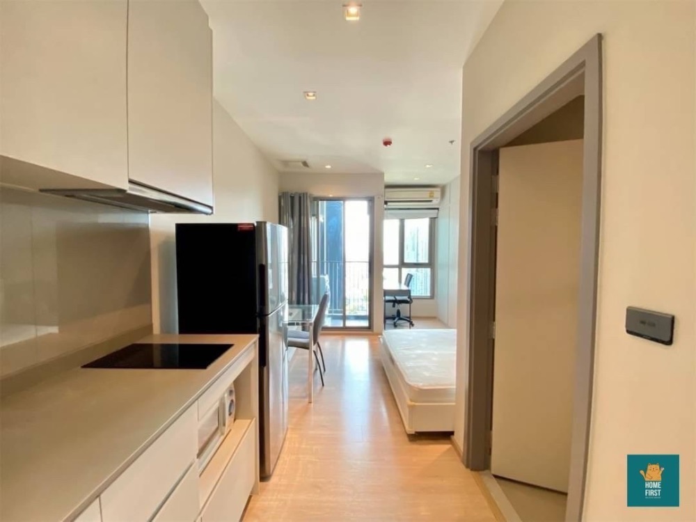 Studio apartment at Whizdom Station Ratchada-Tha Phra, high floor, beautiful view