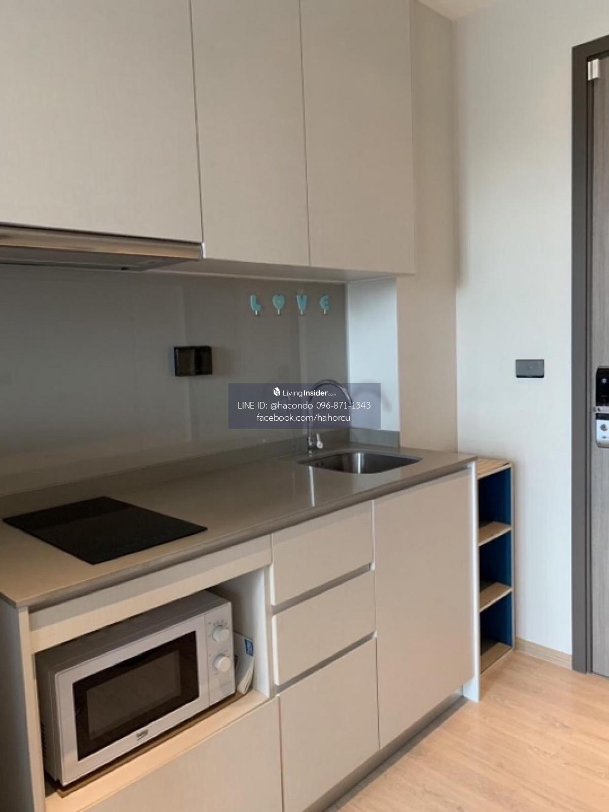 1 Bedroom Studio Apartment with Modern Design