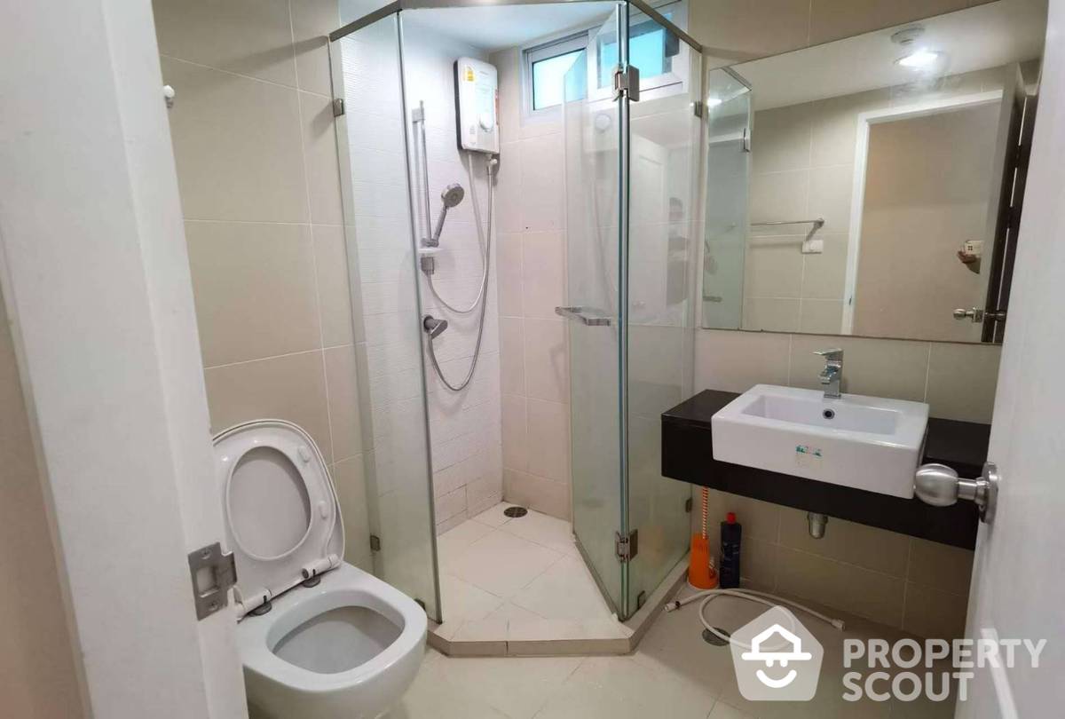 Fully Furnished 2BR Condo at Belle Grand Rama 9