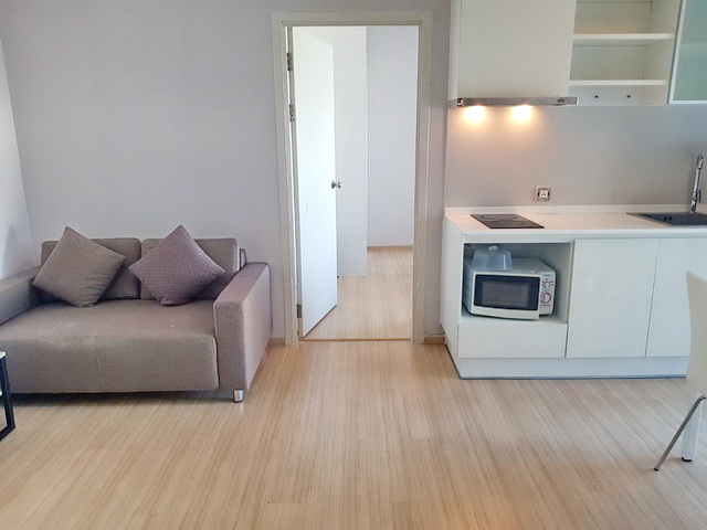 Fully Furnished 2-Bedroom Condo at Fuse Sense Bang Khae