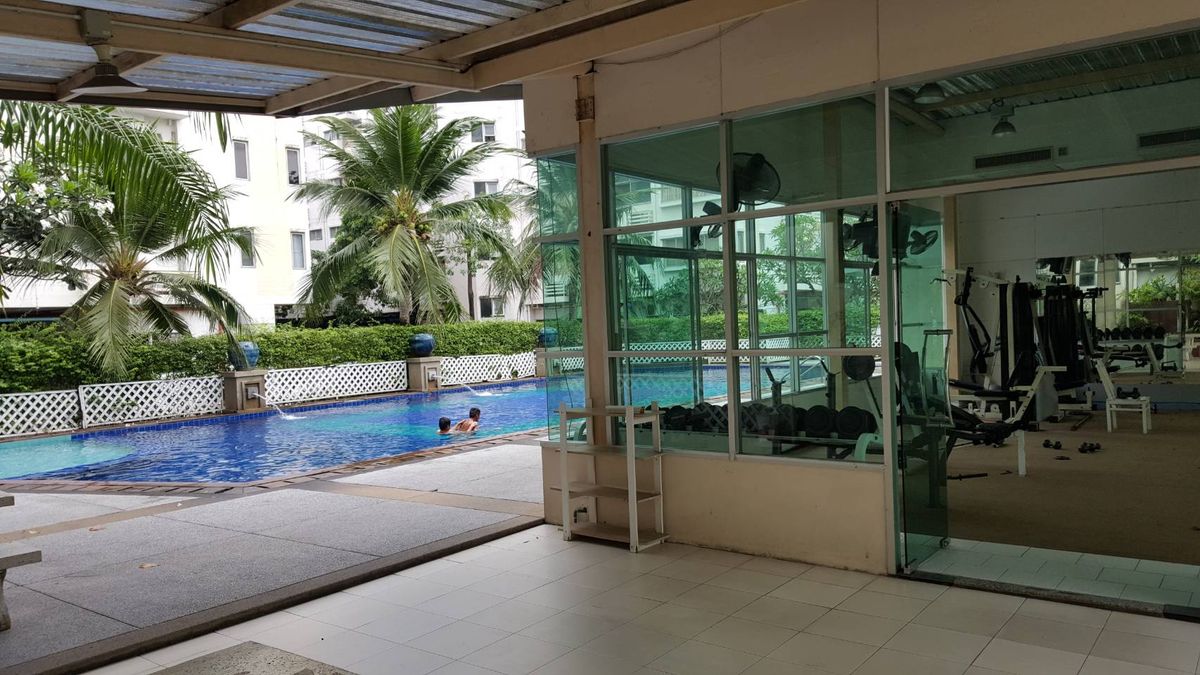 City Home Ratchada Studio Apartment
