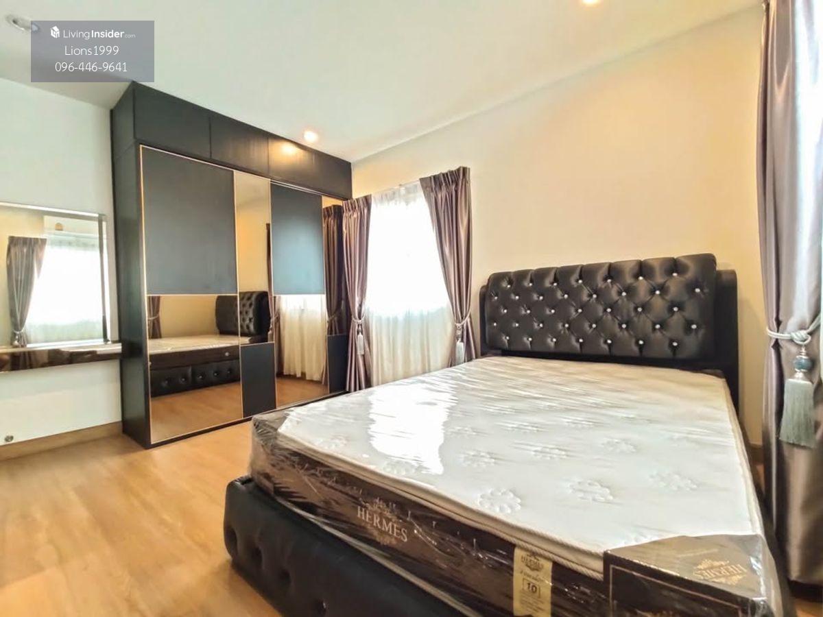 2-Story Corner House in Passorn Prestige Village with 3 Bedrooms