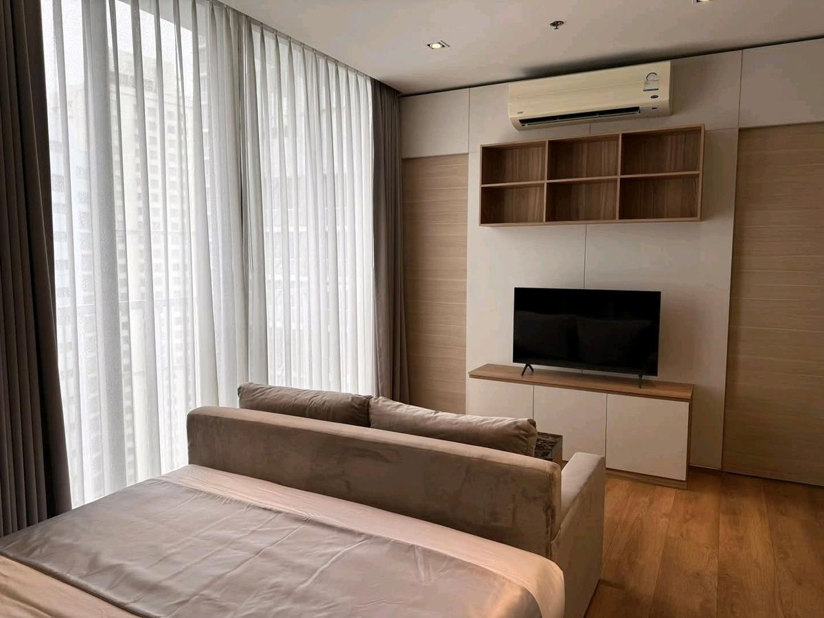 Park 24 / Park Origin Phong Phong - Furnished Apartment Near BTS