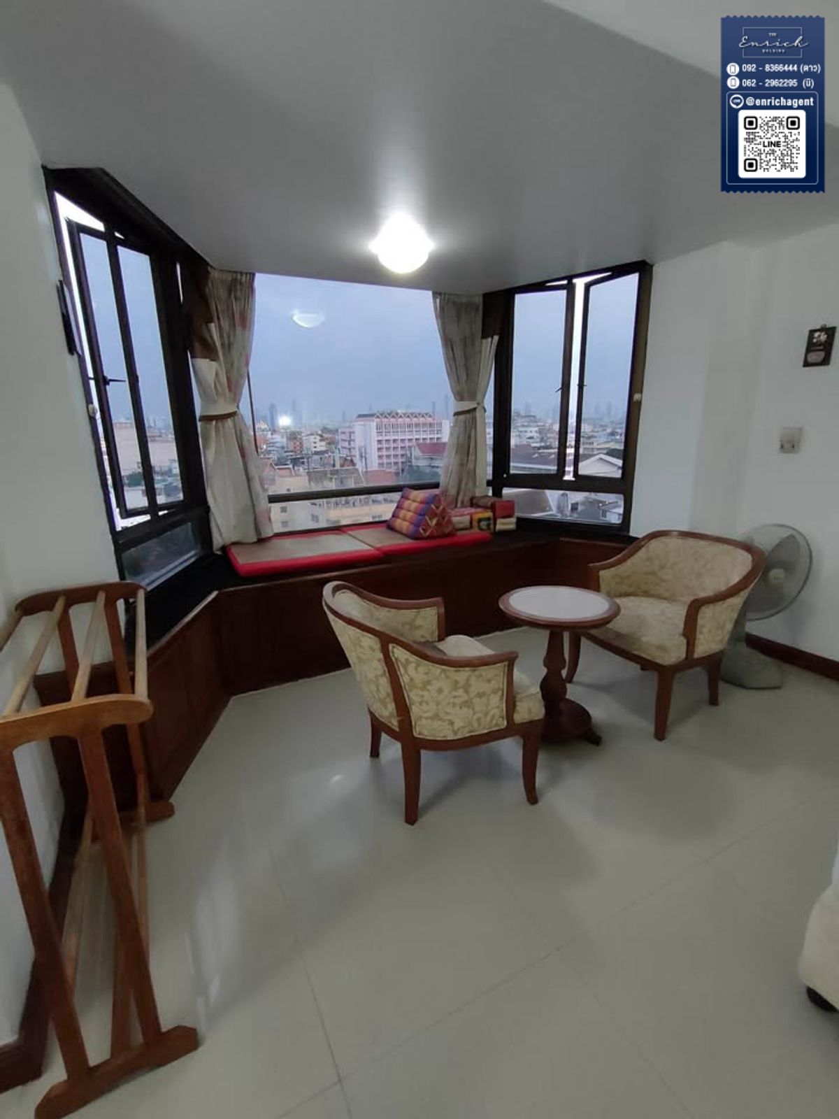 Juldis River Mansion Studio Apartment with River View