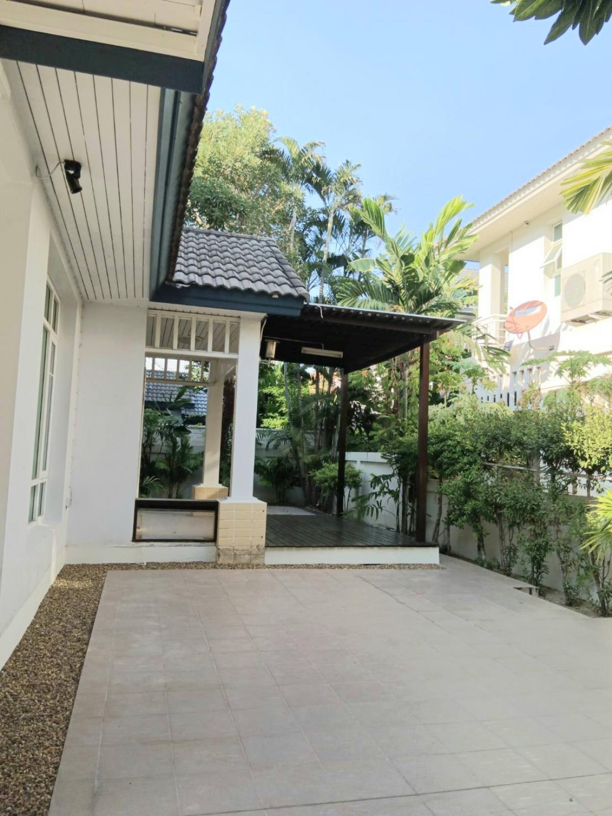 Baan Bangkok Blue Low Draw Ram Inthra - Spacious Family Home