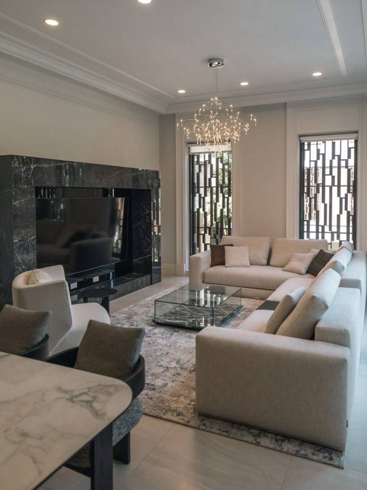 Luxury Vana Residence Near International Schools and Hospitals