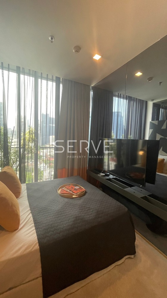 Luxury 2-Bedroom Condo near BTS Phrom Phong