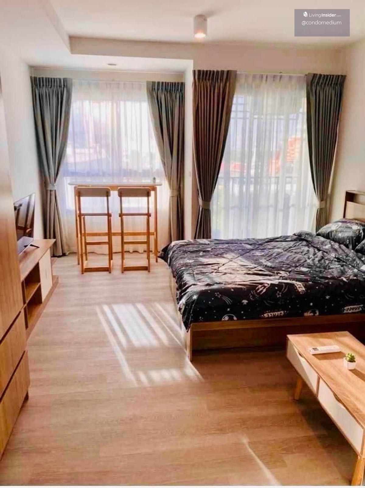 Studio Apartment near MRT Bangplad, 27 sq.m.