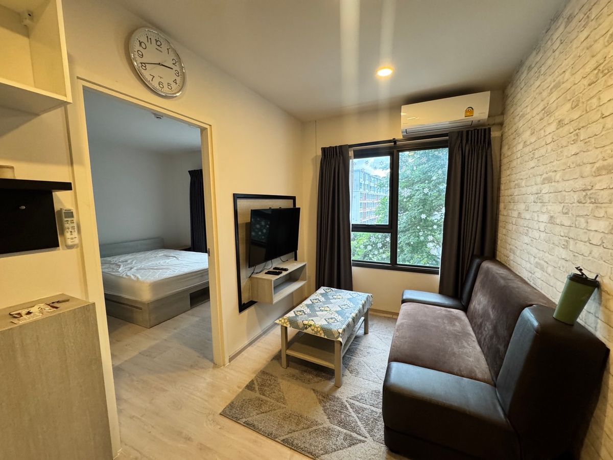 Cozy Studio Apartment at ESCENT PARK VILLE Near Central Festival Chiang Mai