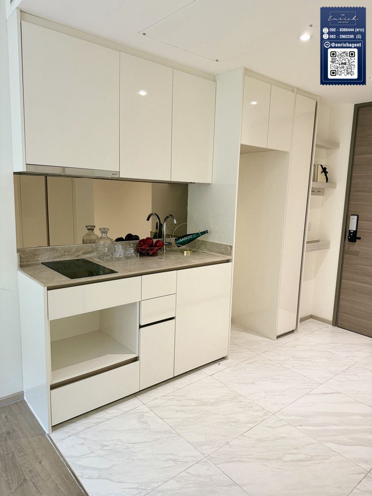 Fynn Asoke Condo - Compact 1-Bedroom Near BTS Asoke