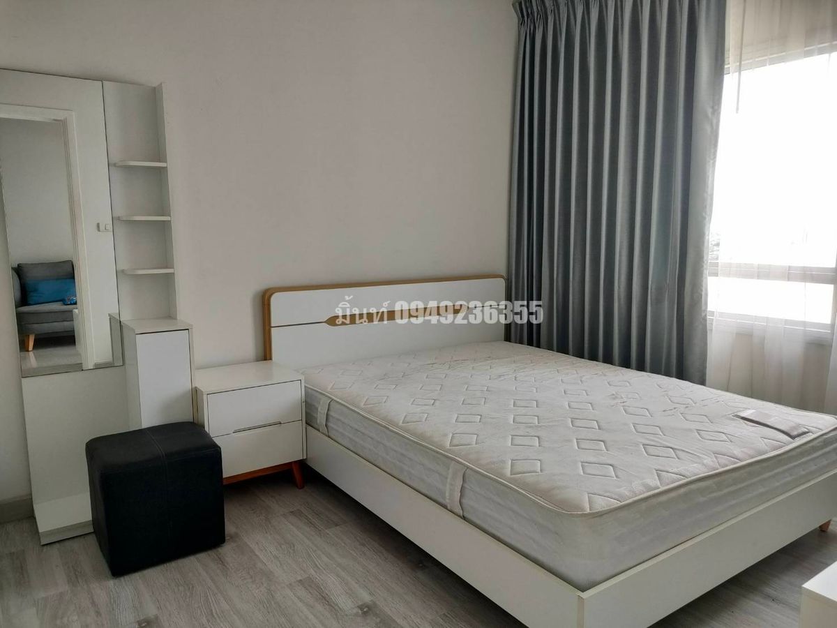 Corner Condo Near Ministry of Commerce, Light and Airy 26 sq.m