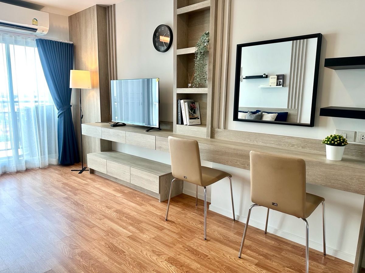 Lumpiny Park Borom-Sirindhorn Apartment, Fully Furnished