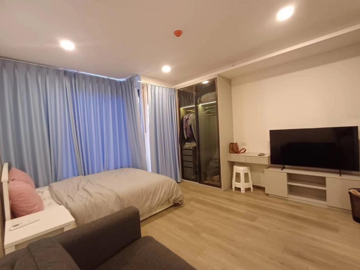 Bangkok SOHO Ratchada Apartment - Modern City Living