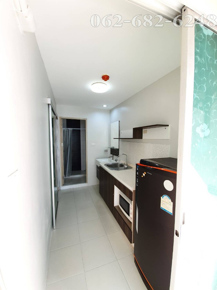 Compact 32 sqm Studio Apartment with Complete Furniture