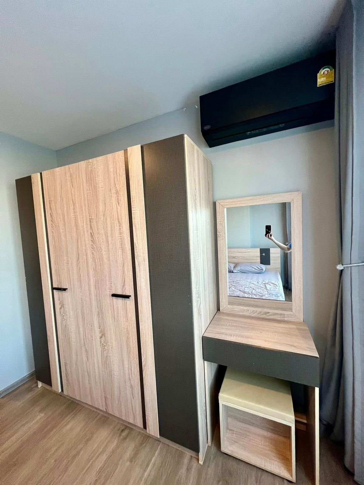 1 Bedroom Apartment at Relichal Yothin 52 near Saphan Mai Station