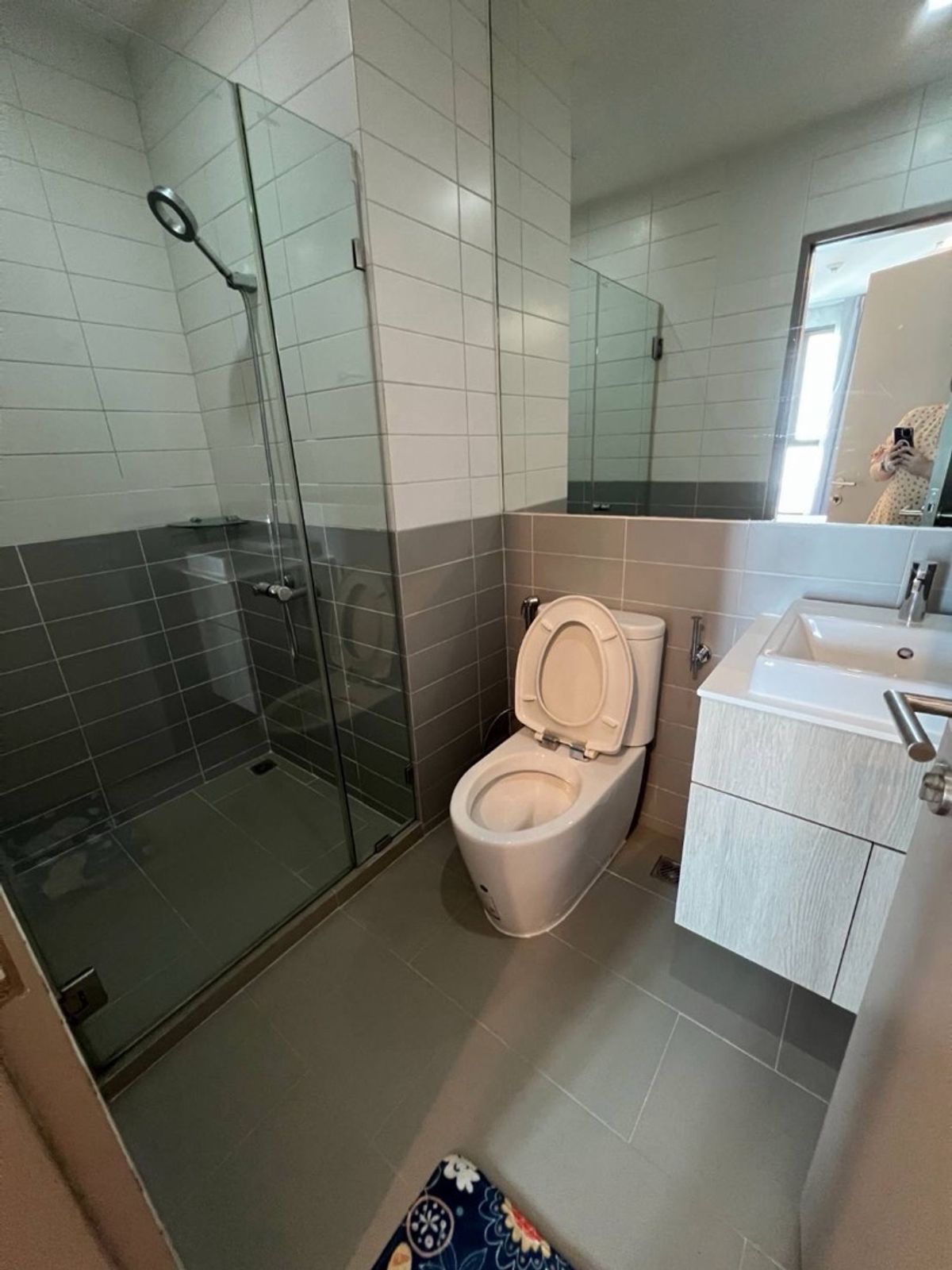 Studio Apartment in Ideo Mobi Phayathai, 22 sq m