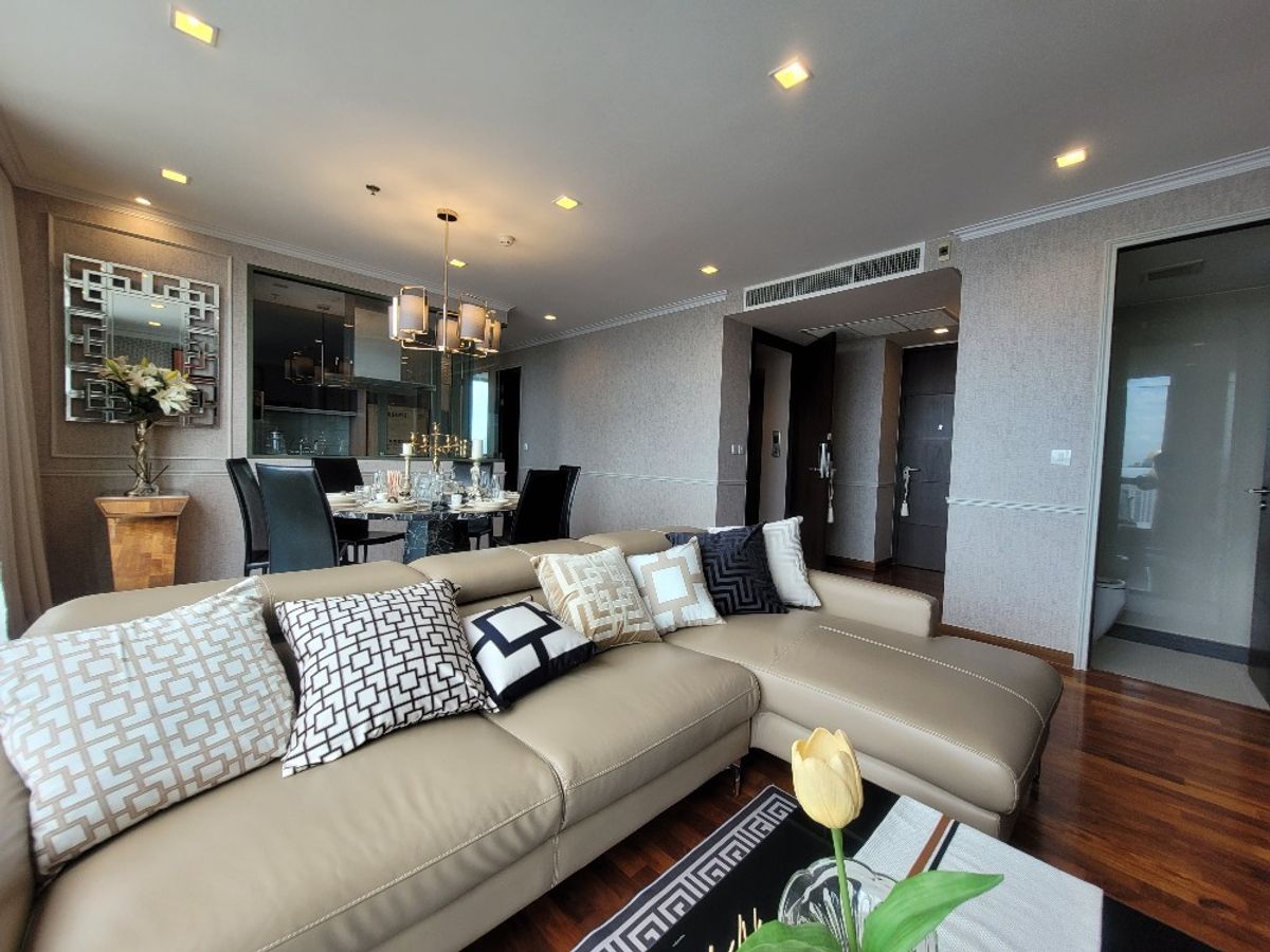 93 кв.м Современная 3-комнатная квартира в высотке Wish Signature Siam Midtown