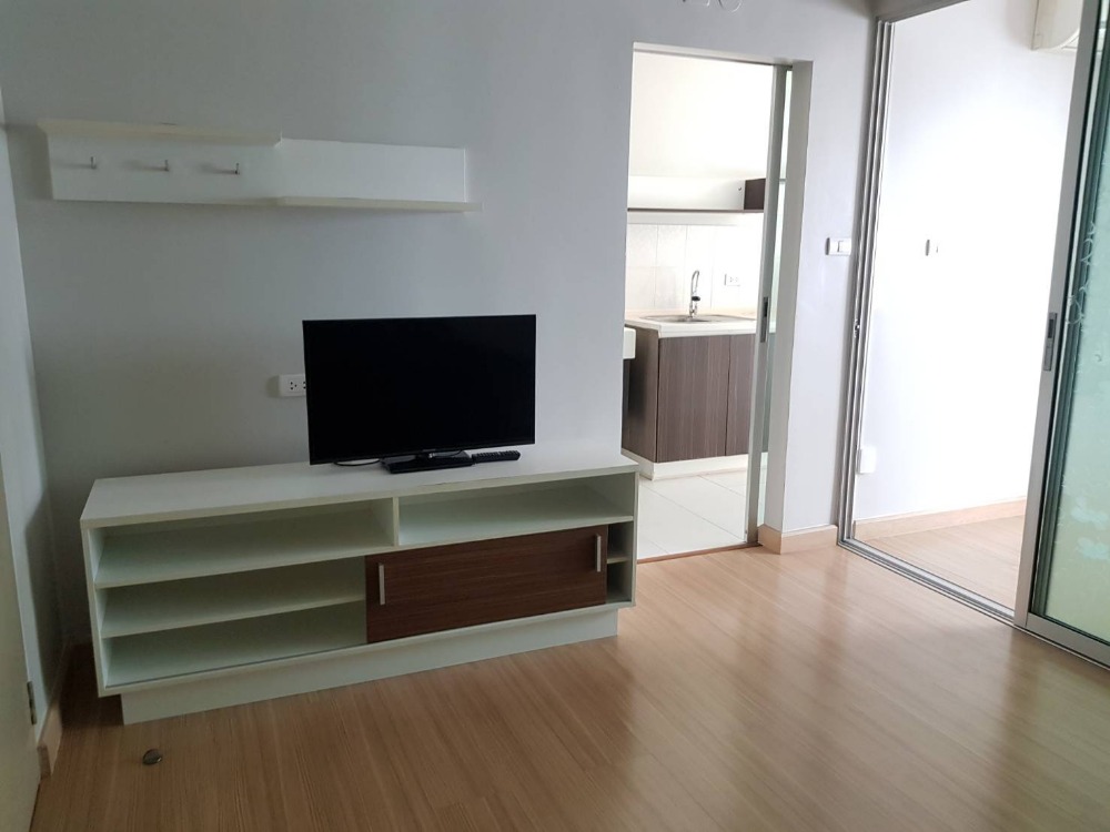 Compact 32 sqm Studio Apartment with Complete Furniture