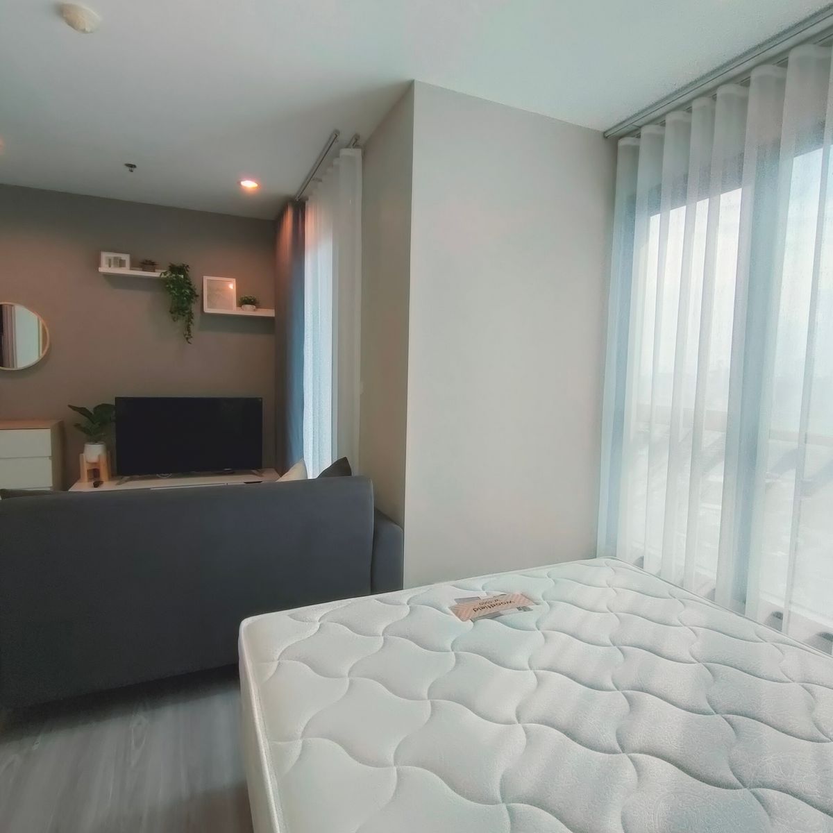The Base Condo-дағы студия, Рама 9, Рамкамхаенг