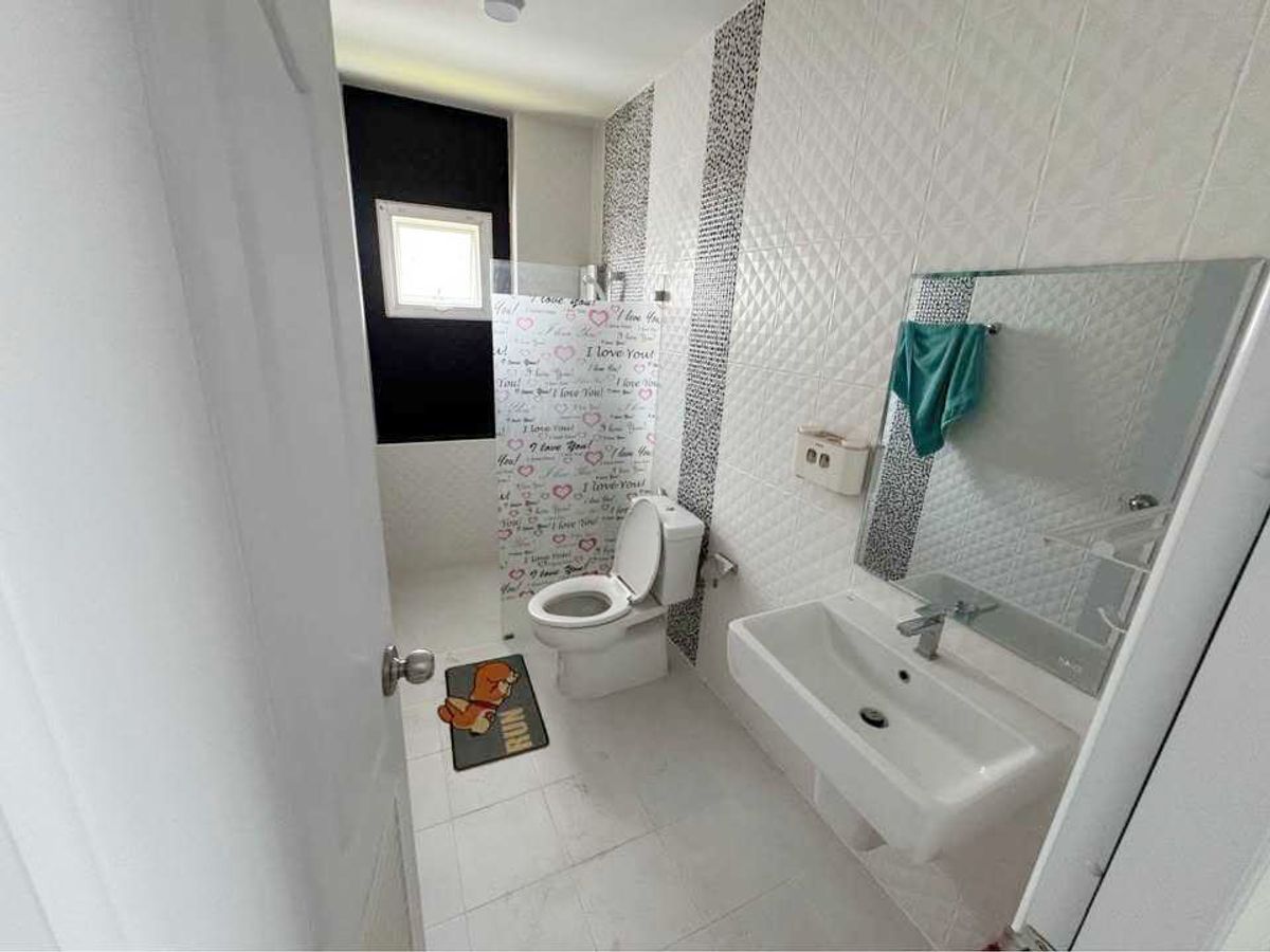 2-Story Villa near German Christian School in Chiang Mai
