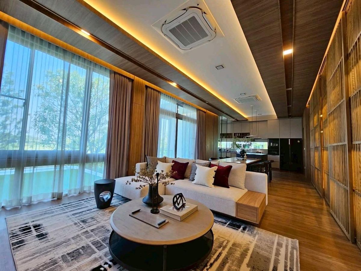 Luxury 3-Storey Detached House at Vive Rama 9