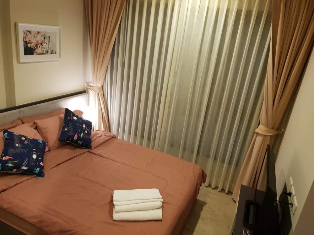 The Base Central Pattaya - Pool View Studio Apartment
