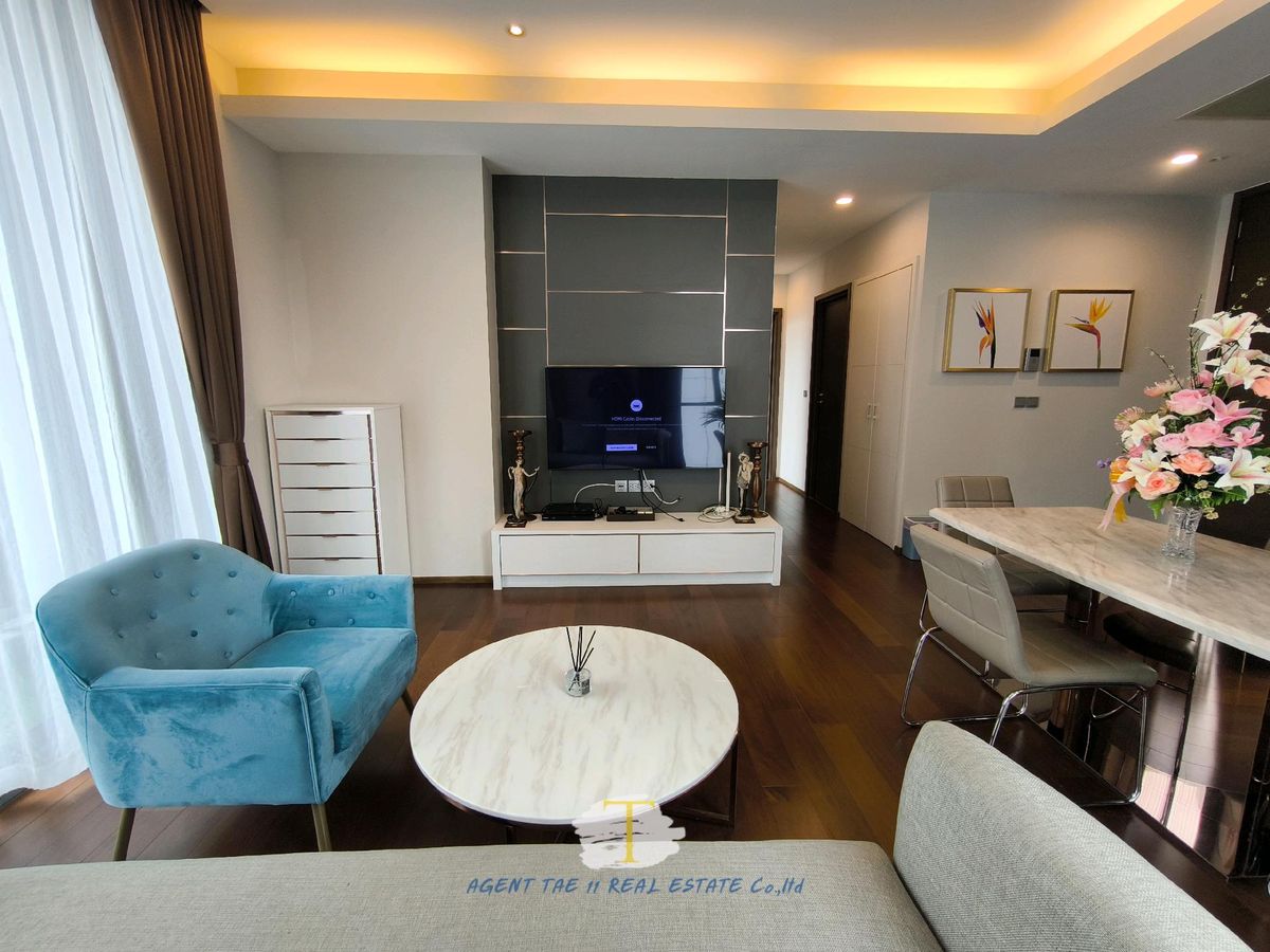 Sansiri компаниясының Quattro - Thonglor Soi 4-тегі 2 жатқа бөлмелі кондо